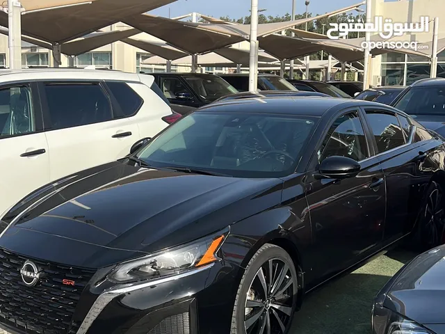 Nissan altima SR
