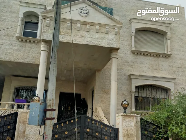 280 m2 More than 6 bedrooms Villa for Sale in Irbid Al Hay Al Sharqy