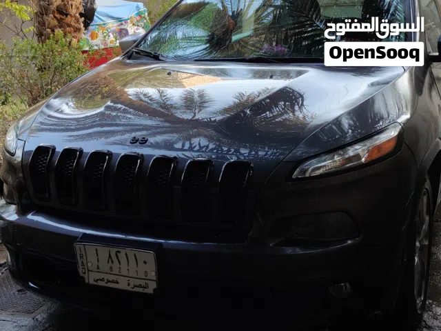 Used Jeep Cherokee in Basra