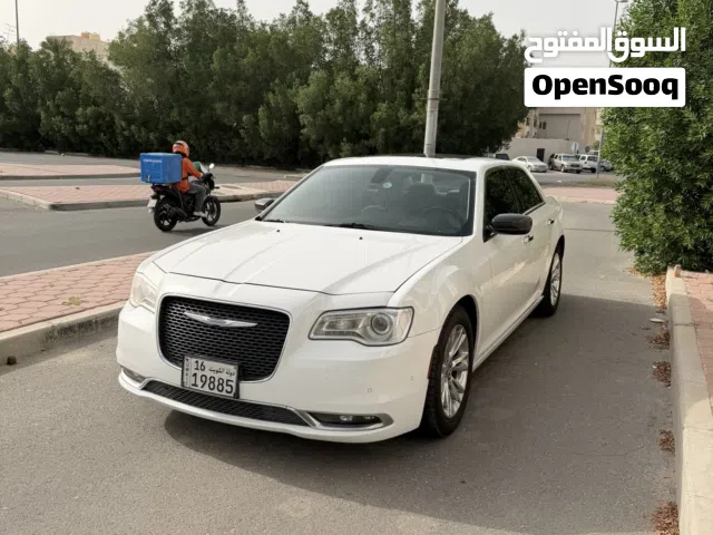 كرايزلر 2018 للبيع