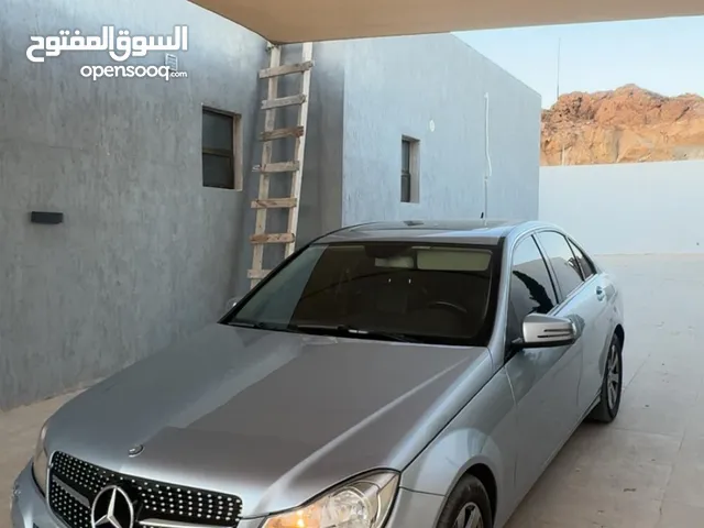 Mercedes Benz c180 2013