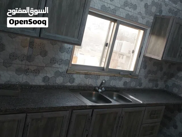 شقة غير مفروشة للايجار