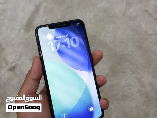 Apple iPhone 11 Pro Max 64 GB in Tripoli