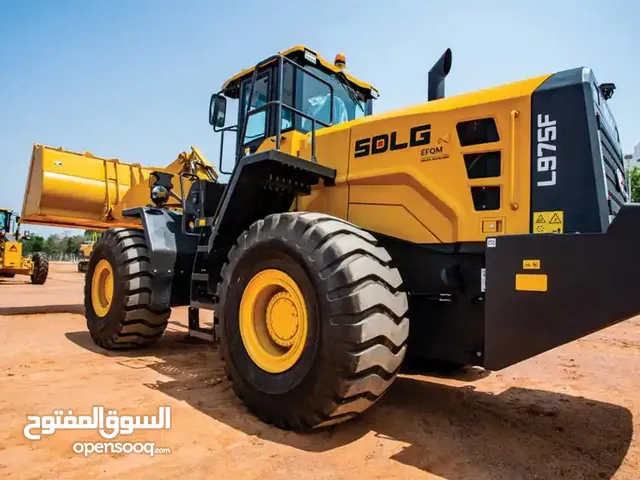 معدات SDLG جديد للتصدير من دبي