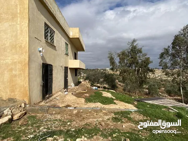 5 Bedrooms Farms for Sale in Madaba Mkawer