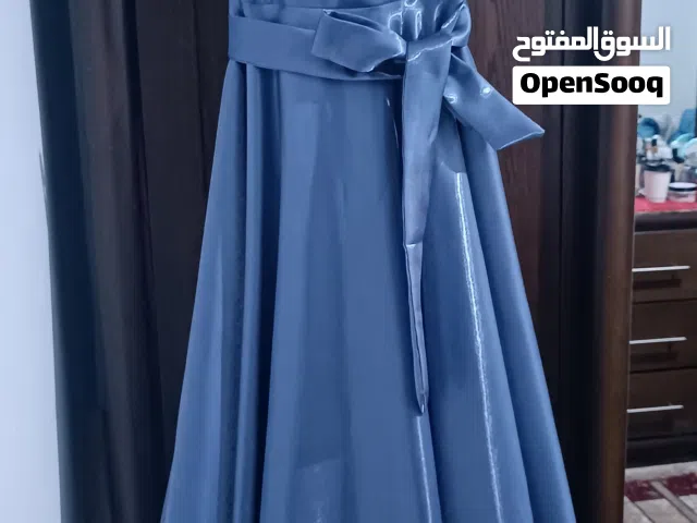 فستان سهرة للبيع