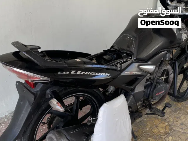 2018 هوندا يونيكورن