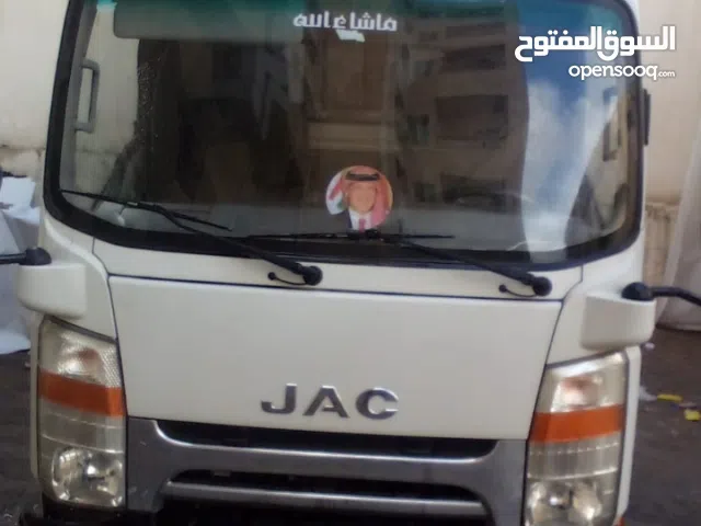 ثلاجة JAC موديل 2022 بحالة ممتازة بسعر مغري
