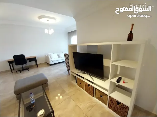 شقة مميزة استثماريه بموقع استراتيجي ( Property ID : 30076 )