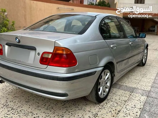 BMW 318i توماتك