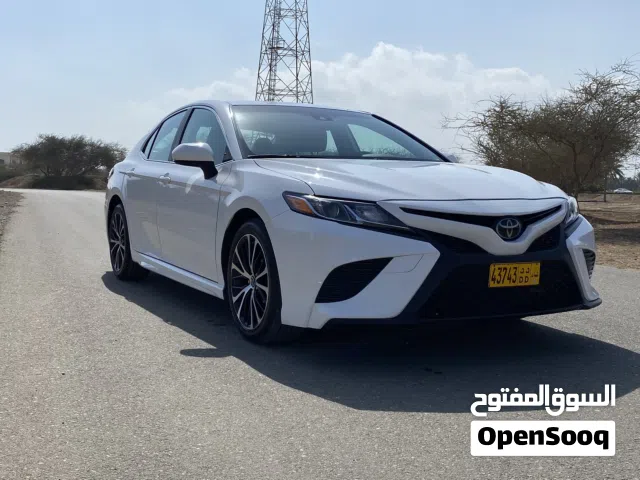 2019 تويوتا كامري SE