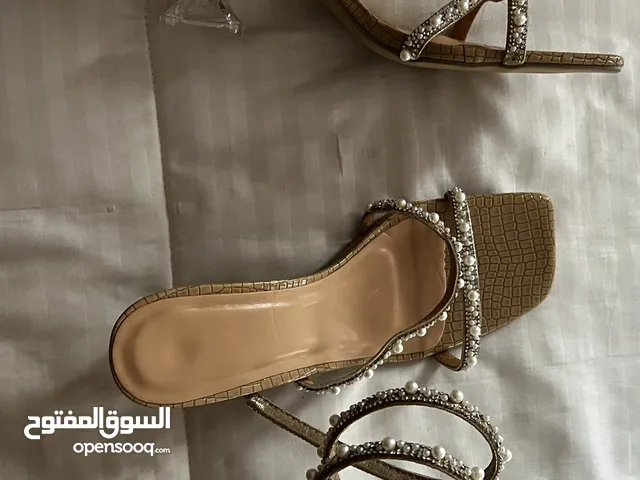 Silver Sandals in Dhofar