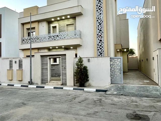 280 m2 More than 6 bedrooms Apartments for Sale in Tripoli Al-Maqrif