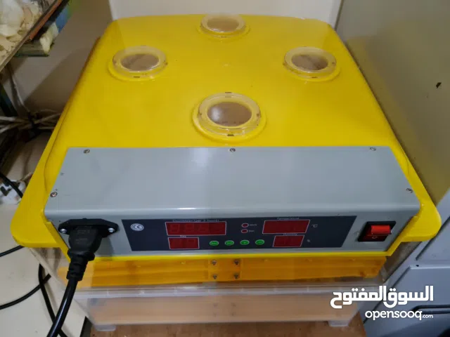 Incubator 96 Eggs Capacity