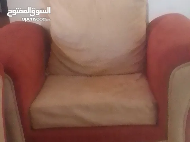 للبيع طقم كنب