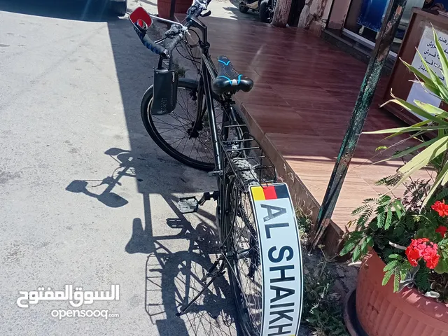 الي بده بسكليت يخدمه يتواصل معي شبه جديد و ما في اي مشاكل