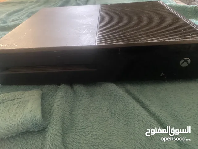 Xbox one للبيع بسعر ممتاز  بدون ايد49.99 الجهاز ولا غلطه وممتاز ولا مره متصلح او مفتوح