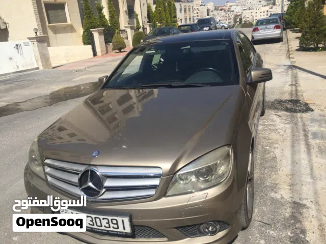 2010 مرسيدس بنز الفئة-C C 200