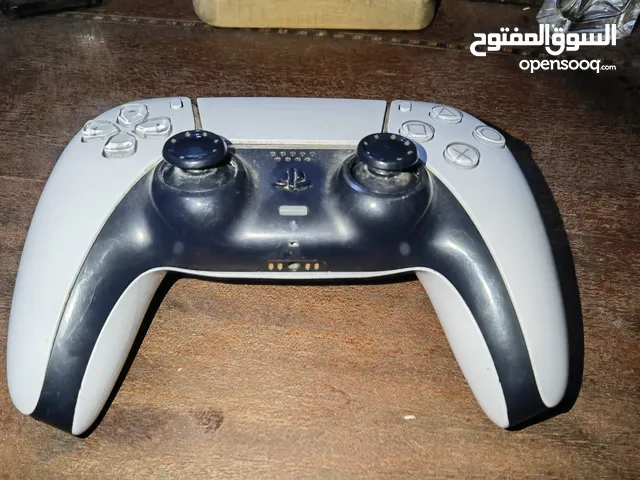 يد ps5 فيها مشكله