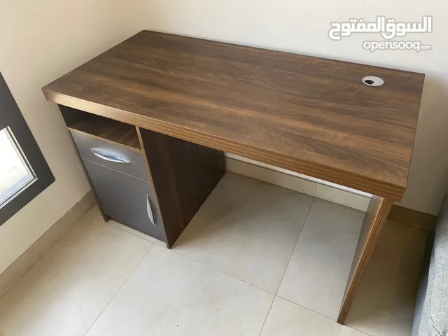 مكتب خشبي للبيع wooden desk for sale
