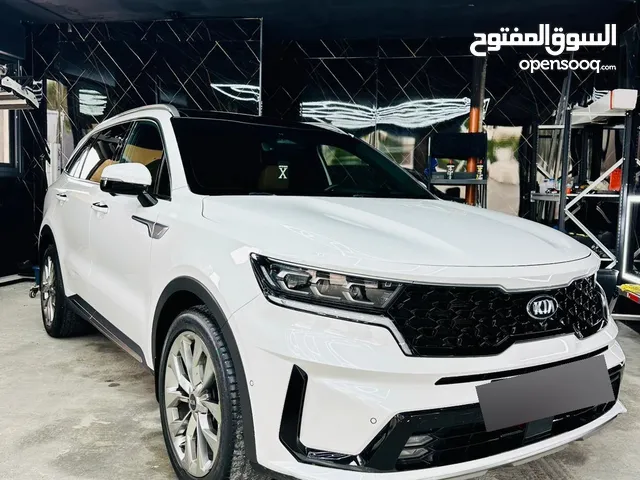 كيا سورنتو 2021/ 4*4 / فل إضافات/ اعلى فئة / دهان شركة .