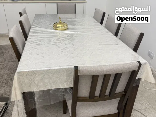 طاولة سفرة 8 كراسي من هوم سنتر