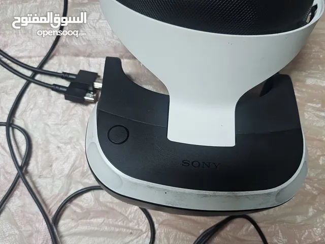 vr 1 playstation 4 + cd gran turismo play station 4 أغراض بليستيشن 4