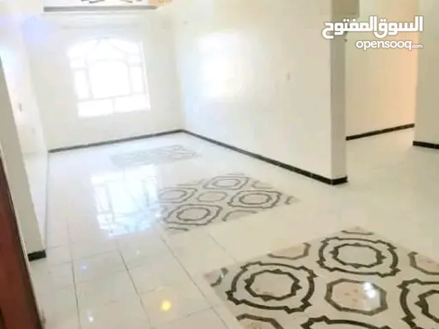 260 m2 5 Bedrooms Apartments for Rent in Sana'a Bayt Baws