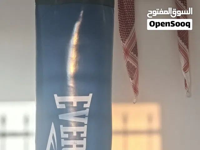 كيس ملاكمه للبيع بحالة الجديد اكبر حجم