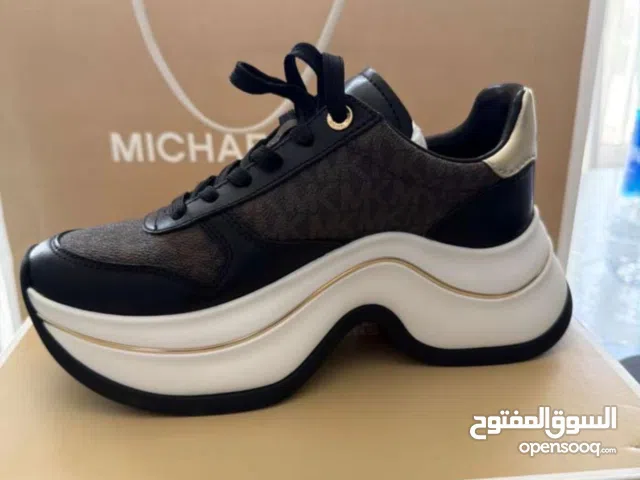 حذاء مايكل كورس(Michael kors)أصلي – جديد بالكرتون – مقاس 36