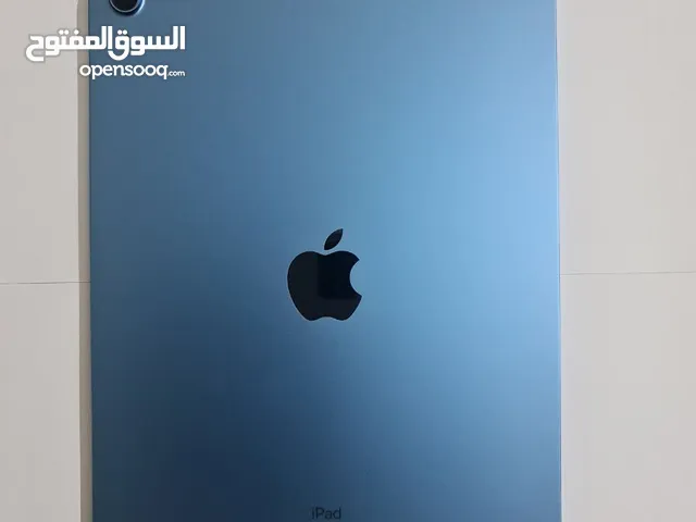 للبيعiPad 10th 64GB wife  معاه  usb -cApple Pencil و Smart Folio وpaper like وcover ثاني شفاف للقلم