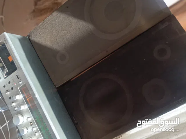 سماعات مضخمات صوت