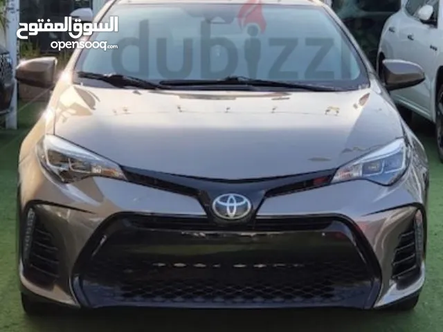 Sedan Toyota in Sharjah