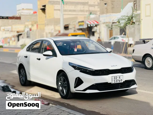 2025 كيا K3 EX