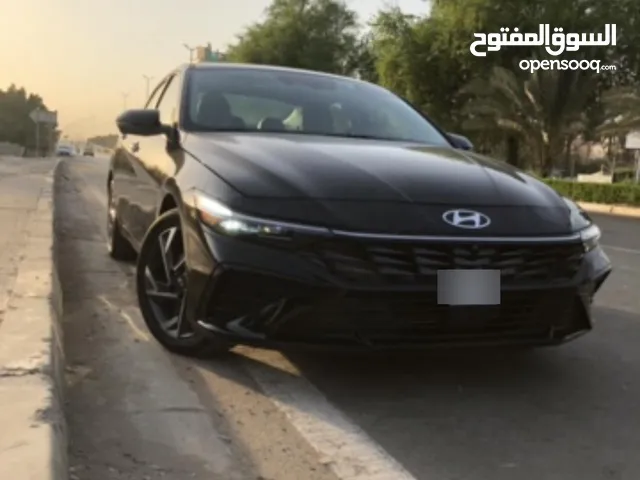 هونداي النترا 2024 لمتد فول مواصفات ( VIP ) اربع كاميرات داخل ابيض