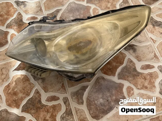 متوفر قطع غيار مختلفه