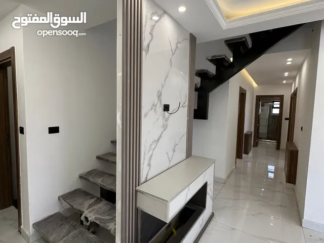 180 m2 3 Bedrooms Apartments for Sale in Amman Al Bnayyat