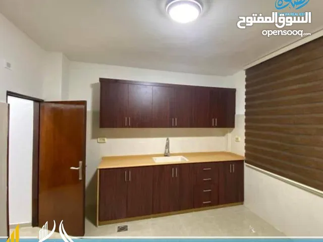 140 m2 3 Bedrooms Apartments for Rent in Ramallah and Al-Bireh Al Tira