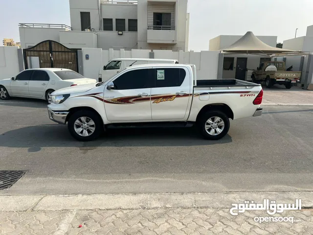 تويوتا هايلوكس 2019 قير عادي  بترول