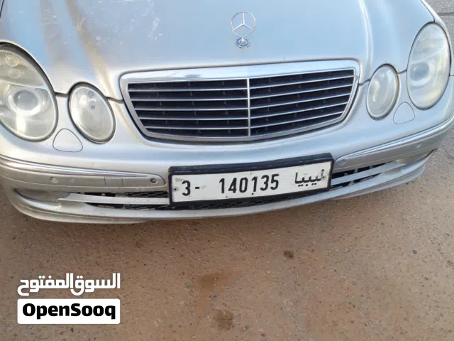 السلام عليكم .. سيارة مرسيدس الباشا موديل 2005 فل الفل ماشية 240