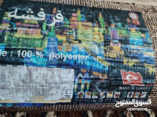 سجادة بحال الوكاله للبيع بسعر30دينار العرض2.5 والطول 3.30 موجوده في اربد