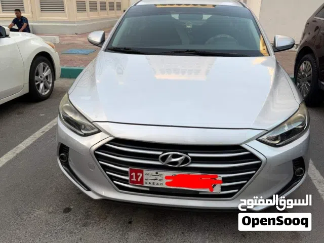 2017 Hyundai Elantra Standard