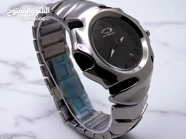 (FREE DELIVERY) Famous Sports Watch Glossy Black