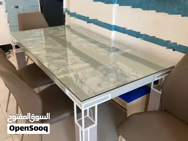 Dining Table with 4 chairs