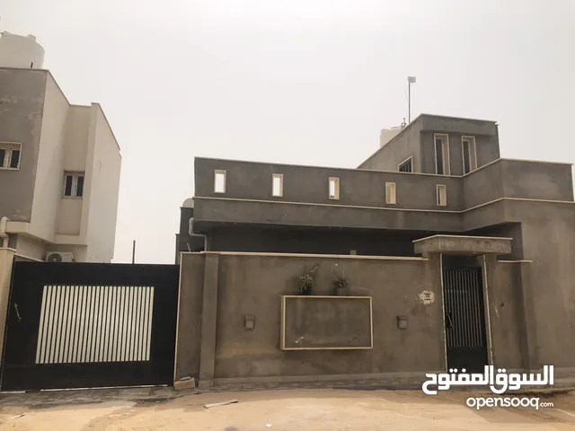 255 m2 2 Bedrooms Townhouse for Sale in Tripoli Hai Alsslam