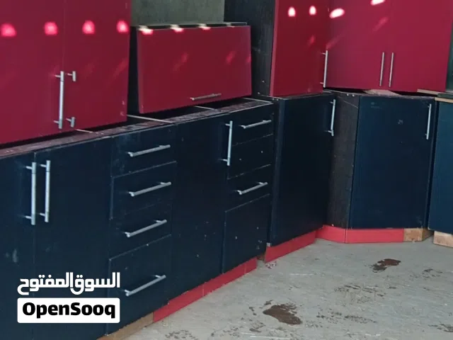 مطبخ خشب MDF 6م ارضي 4م تعليق مع جرانيت ومجلى وطاولة سفره جرانيت