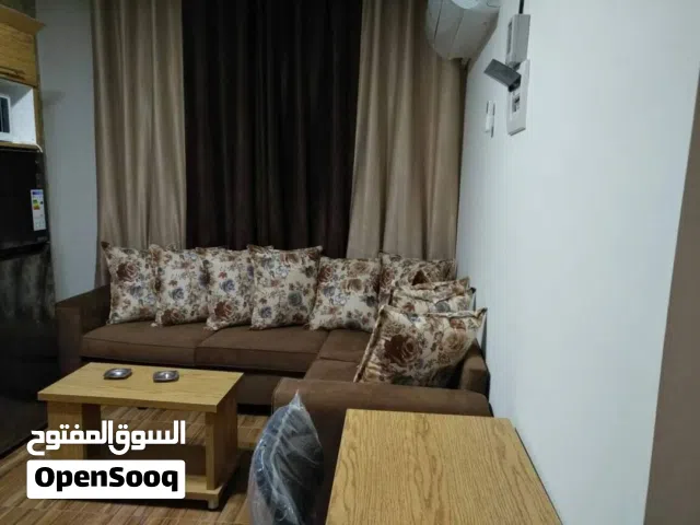 ستوديو راقية للإيجار شارع الجامعه من المالك مباشرة مع انترنت سريع مجاني