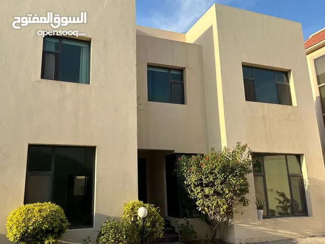 Gorgeous new Villa for rent in Jurdab close to Isa town & Sanad