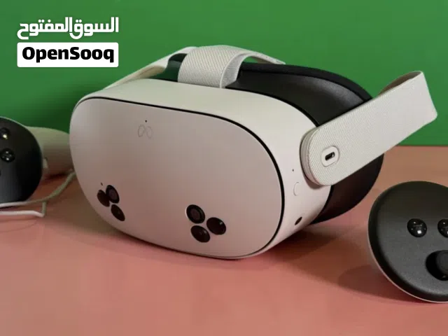 Meta quest 3 s (I bought it 1 month ago) I installed a game called (Blade and sorcery)