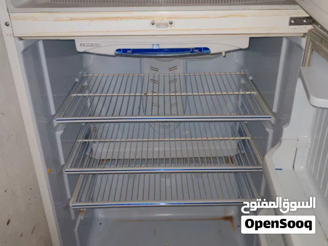 ثلاجه للبيع